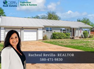 1608 N Crain St, Altus, OK 73521