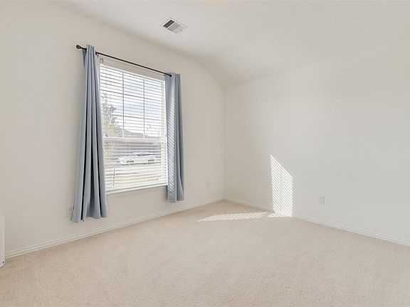 4th image of 14906 Falcon Bluff Dr