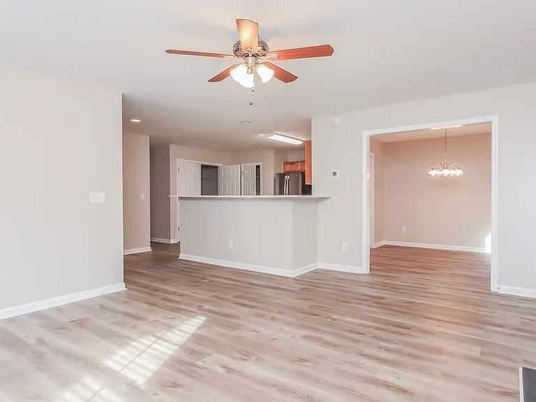 1549 Pebble Ridge Dr — Photo 6