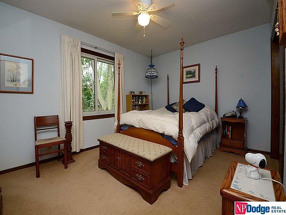 5th image of 9411 Maplewood Blvd