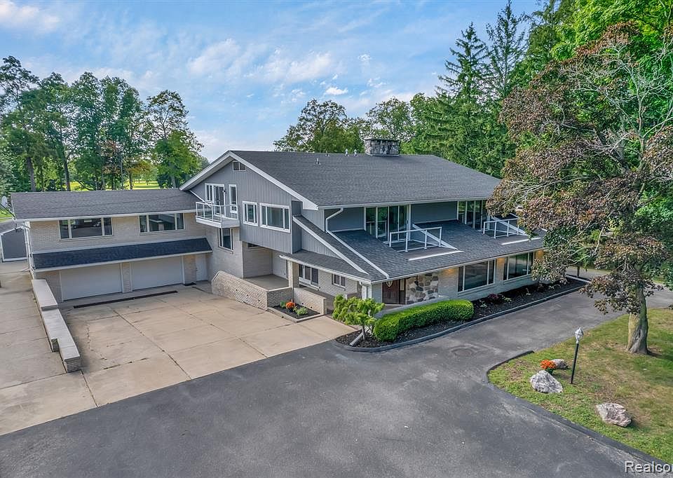 25600 Meridian Rd, Grosse Ile, MI 48138 MLS 20221034901 Zillow