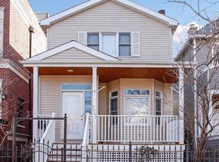 1941 W Wolfram St, Chicago, IL 60657
