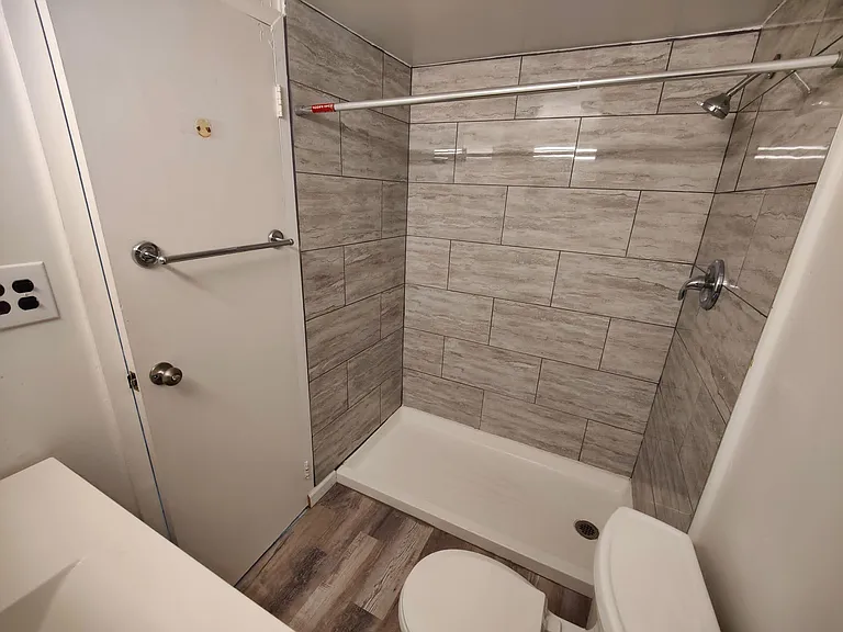 4000 Gypsy Ln #550 — Photo 4