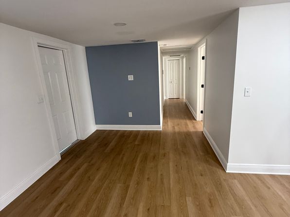 4621 N Hubert Ave #1