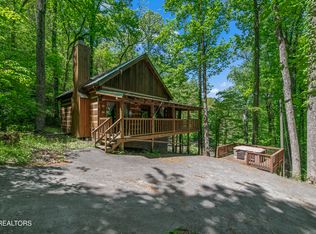 3426 Twin City Way, Pigeon Forge, TN 37863