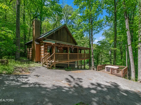 3426 Twin City Way, Pigeon Forge, TN 37863
