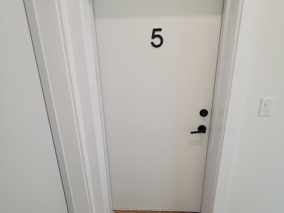 1st image of 1208 N 29th St #5