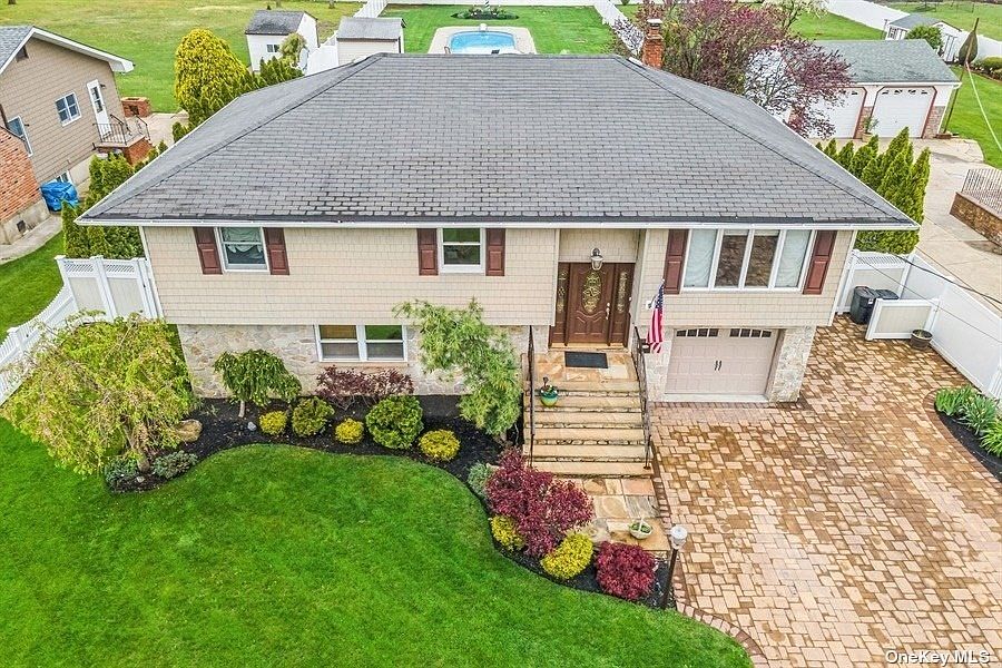 1046 Tooker Avenue, West Babylon, NY 11704 Zillow