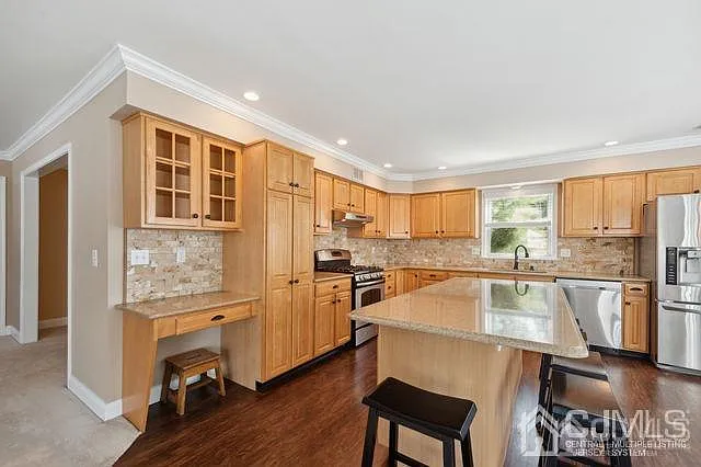 408 Prospect Ave — Photo 9