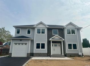 4 The Mall, Syosset, NY 11791