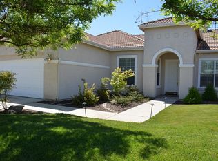 10861 E Clearwater Way, Clovis, CA 93619