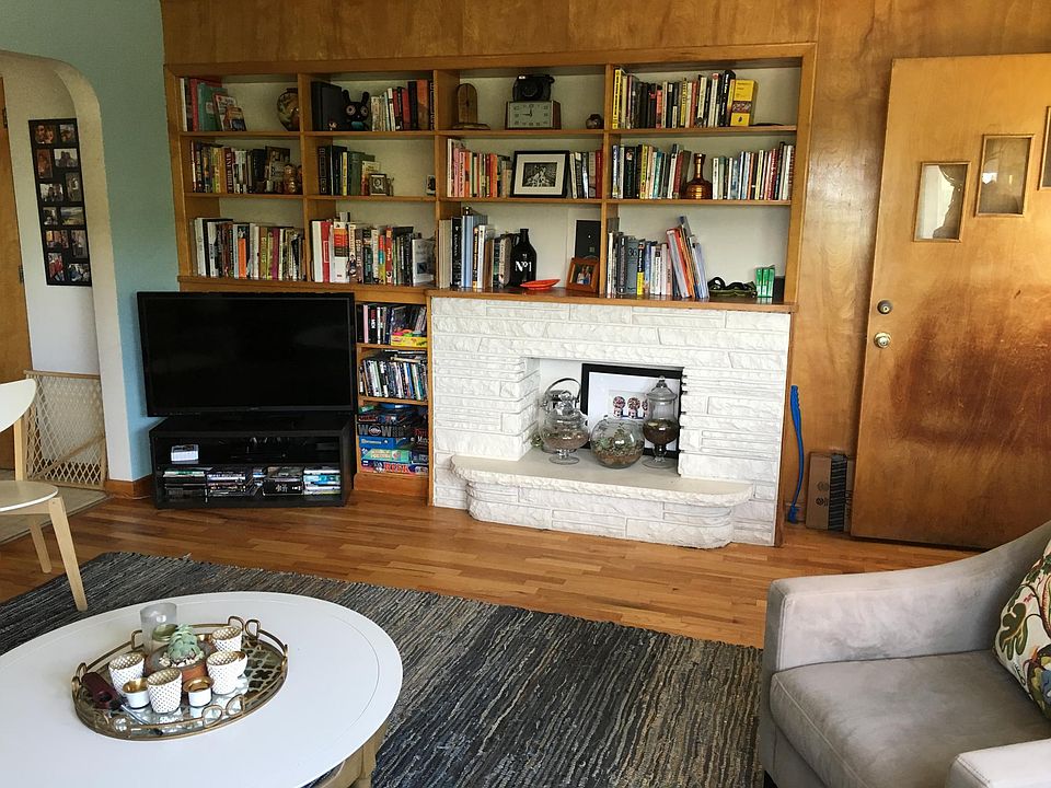 Beautiful built-ins, lots of light 