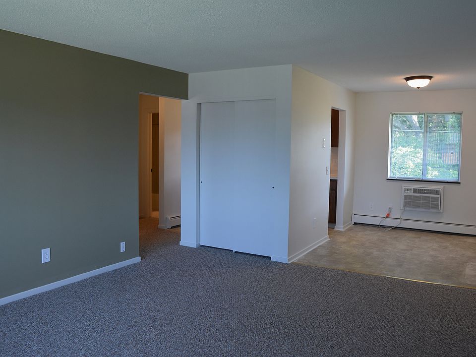2nd image of 1060 Mount Read Blvd APT D