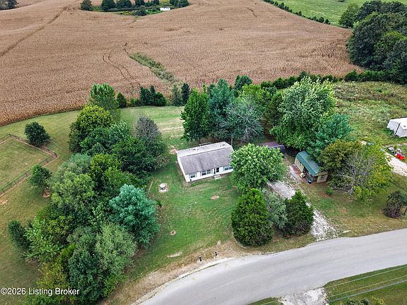 3rd image of 561 Yates Chapel Rd