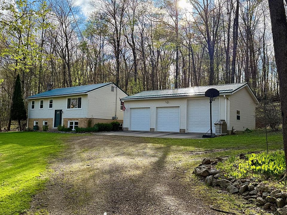 1st image of 204 Smith Rd
