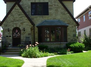 3124 N 53rd St, Milwaukee, WI 53216
