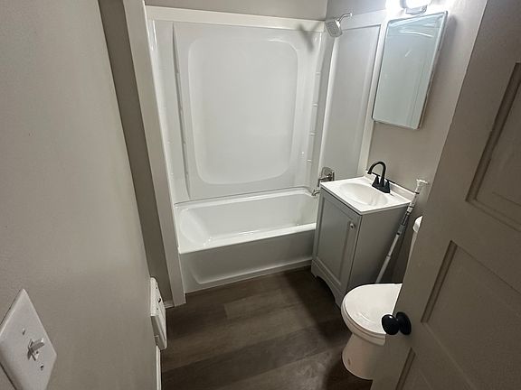 3rd image of 1450-1452 N 48th St