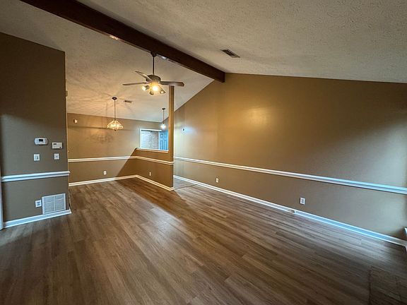 5th image of 5926 Carmel Dr