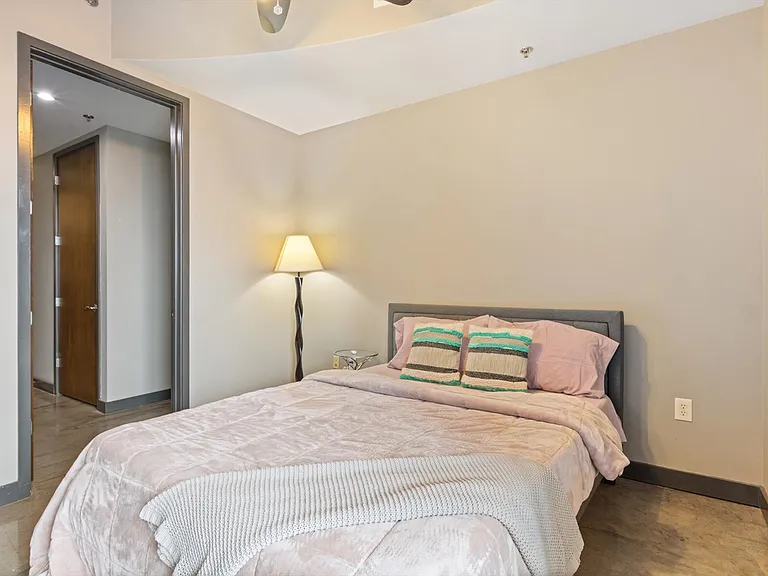 1510 Demonbreun St #706 — Photo 10