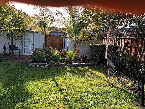 3rd image of 4321 Faraday Dr