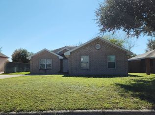 1806 E 24th St, Mission, TX 78574