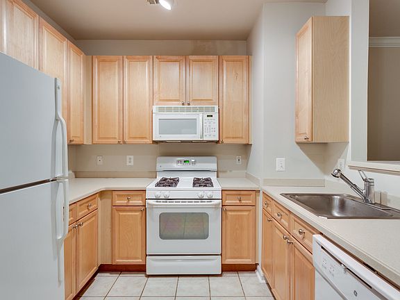 3rd image of 9480 Virginia Center Blvd Unit 15