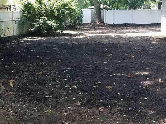2nd image of 578 Muller Pl