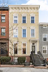 72 Hicks Street in Brooklyn Heights