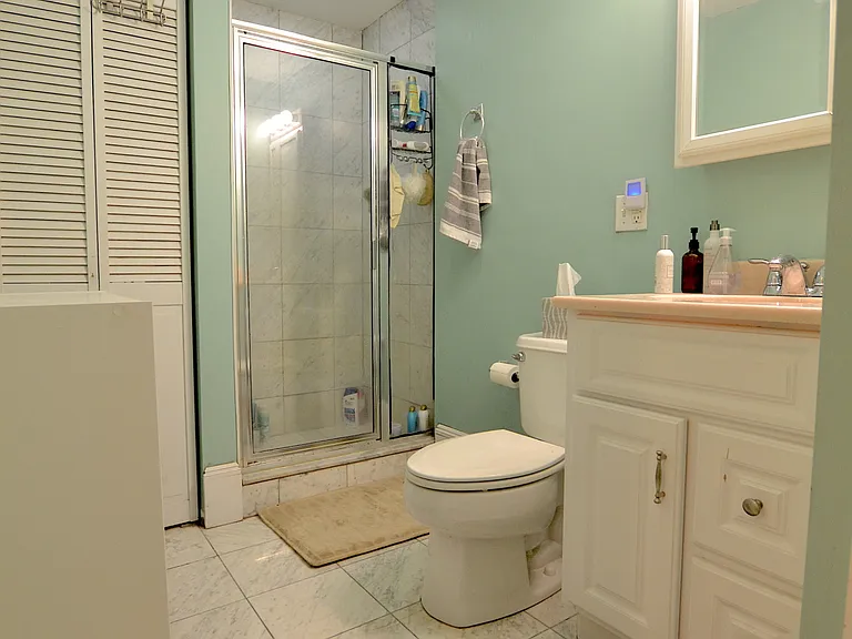 14 Sutherland Rd #3 — Photo 8