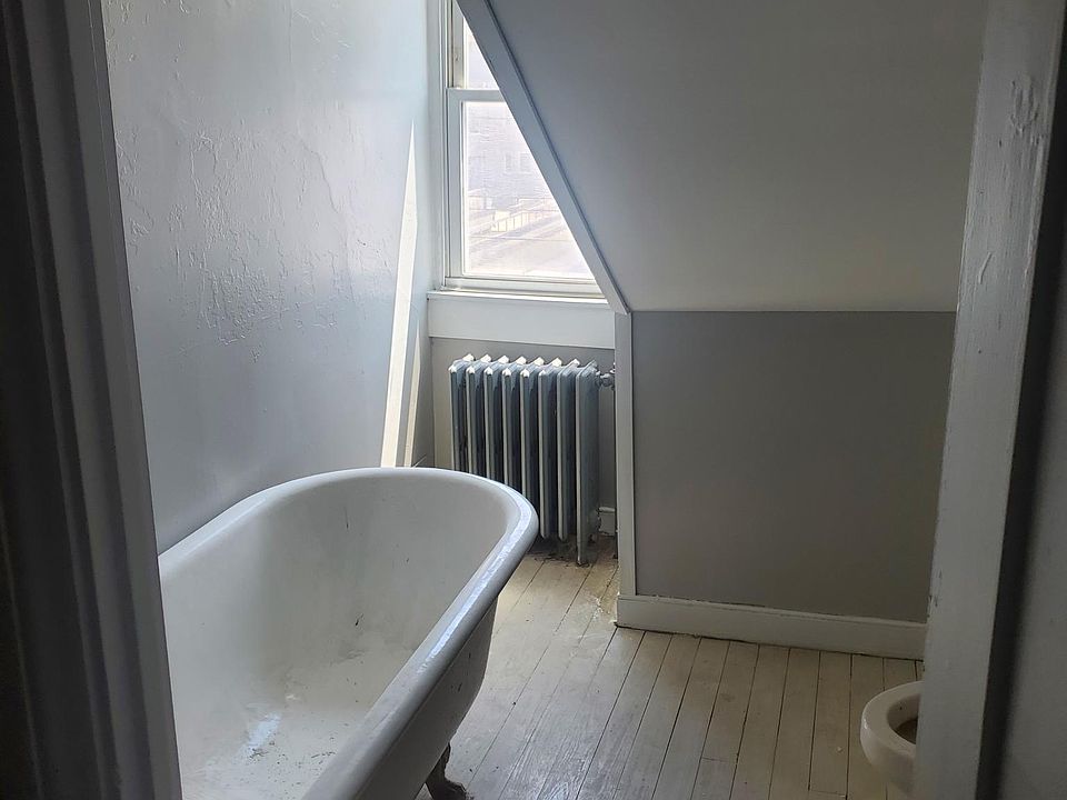 3rd floor full bathroom with authentic clawfoot tun