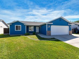 7211 Bay Meadows Dr, Nampa, ID 83687