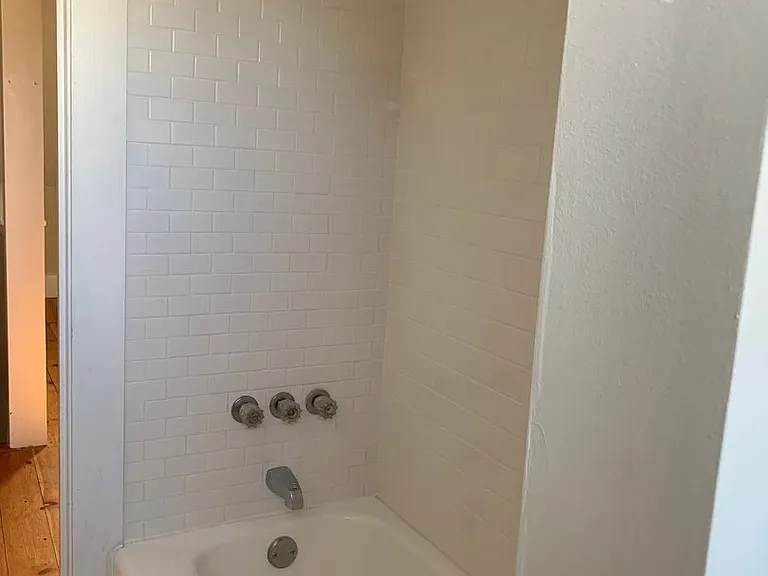 11-13 Kirkland St — Photo 5