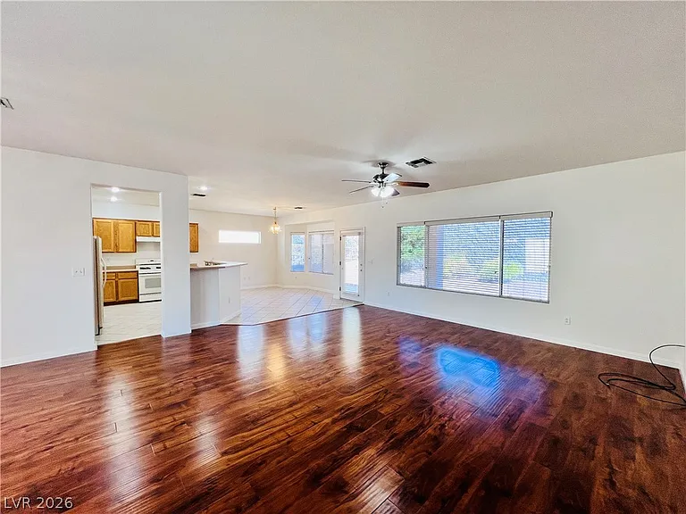 3047 Hickory Valley Rd — Photo 1