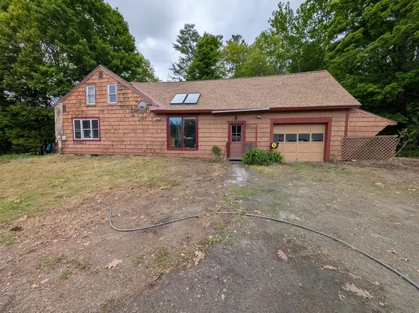 1816 Dexter Road, Dover-Foxcroft, ME 04426