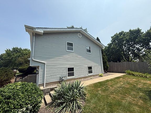 3rd image of 24337 S Valley Dr