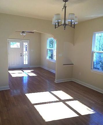 5th image of 4614 Baccich St
