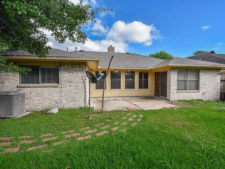 14418 Royal Hill Dr — Photo 28