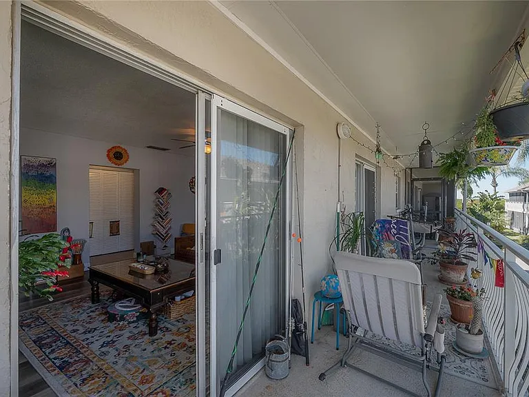 8812 Bay Pointe Dr #D202 — Photo 12