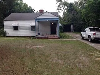 2001 Shirley Ave