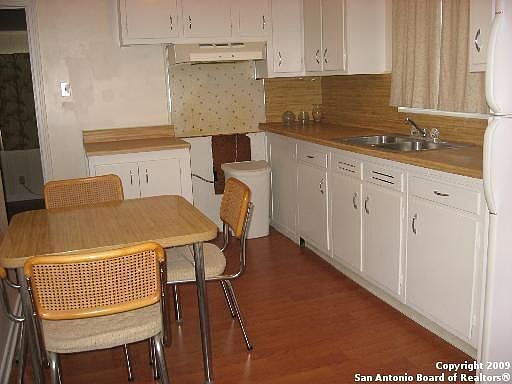 4th image of 344 Charcliff Dr