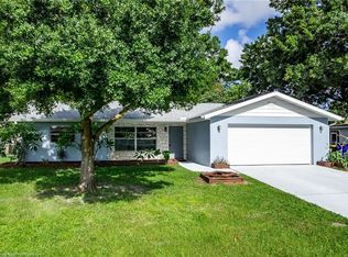 1811 Evergreen St, Sebring, FL 33870