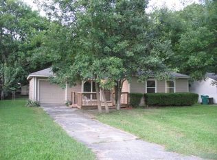 328 Greenbriar St, Baytown, TX 77520
