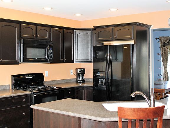 5th image of 76 Caldwell Dr
