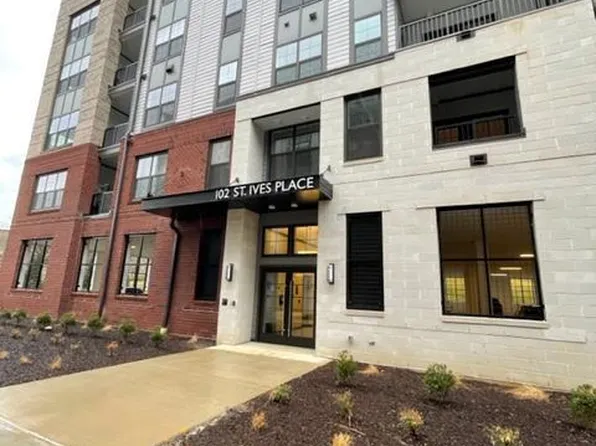 102 Saint Ives Pl #408, Oxon Hill, MD 20745