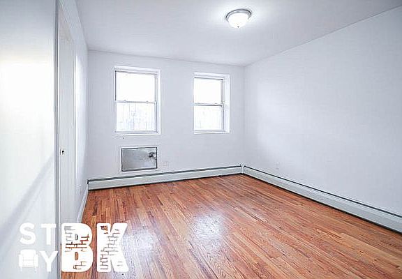 2nd image of 539 Evergreen Ave #2B