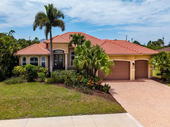1471 Jamaica Rd, Marco Island, FL 34145