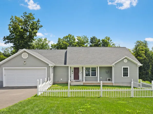 35 Old Post Road, North Branford, CT 06472