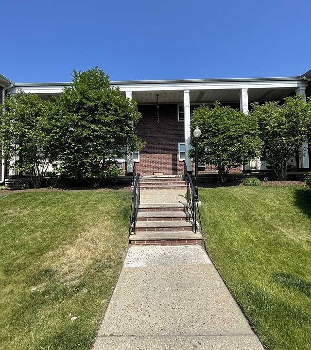 1st image of 455 Fairview Ave APT 10