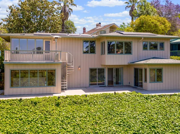 13201 Cheltenham Dr, Sherman Oaks, CA 91423
