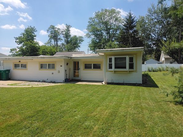 228 Lester Ave